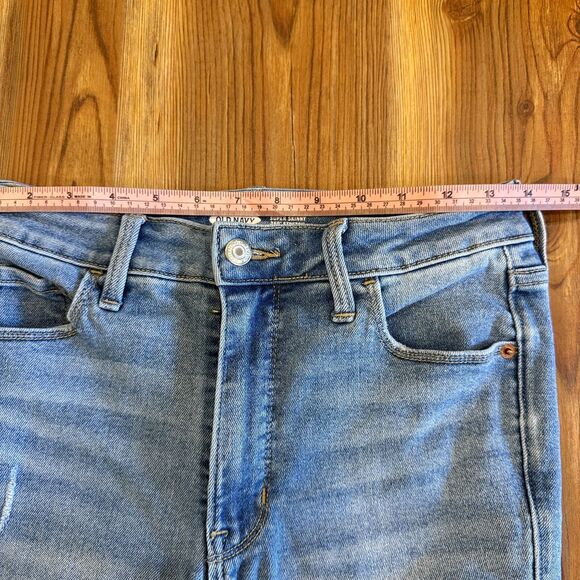 Old Navy Rockstar Super Skinny 360 Stretch Extra High-Rise Jeans - Size 6 - Picture 5 of 7